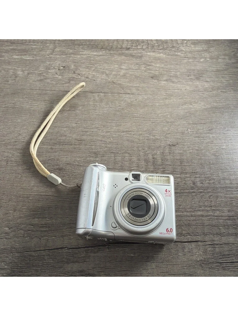 Canon PowerShot A540 6MP Compact Digital Camera silver. 2 GB SD Tested READ